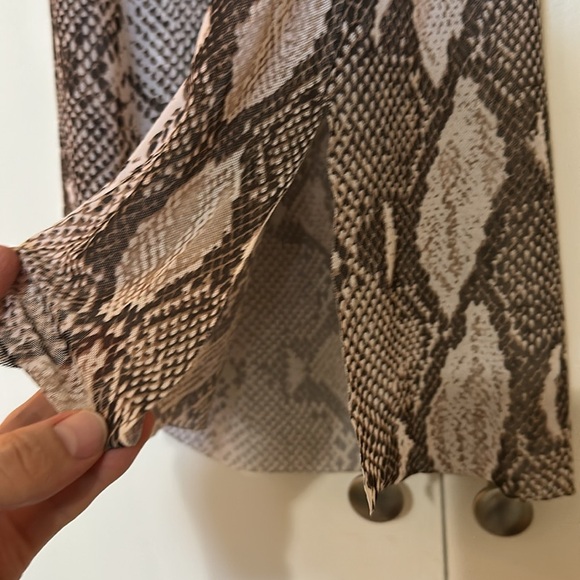 Cotton Candy LA Sheer Snake Print Blouse Women S - Picture 4 of 7